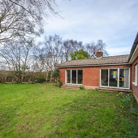 Tai Chi House, T Dempsey's House Villa *