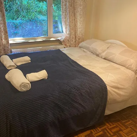 Vila Tai Chi House, T Dempsey's House